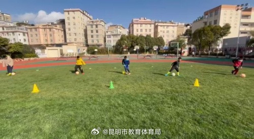 持和自律对
